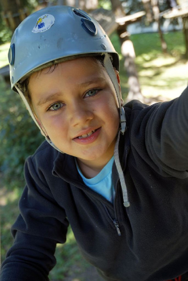 Bien joué pour la couleur de ton casque Adrien, c’est la même que tes yeux !