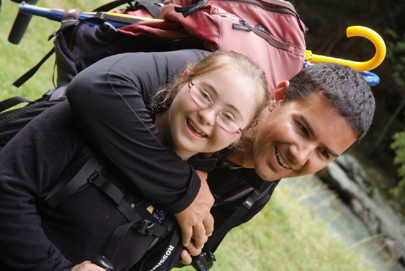 Allez, en guise de conclusion, les sourires mêlés de deux champions de rando : Manon et Jérôme !