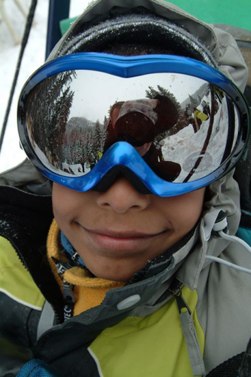 Salut ! Vous ne m’avez peut-être pas reconnu mais moi c’est Lucas et j’ai mis mes lunettes pour voir à 360° !
