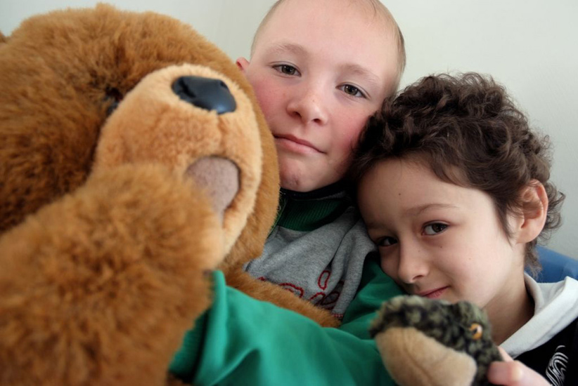 Petite matinée câline pour Valentin et Ulric qui ont trouvé un nouveau copain !