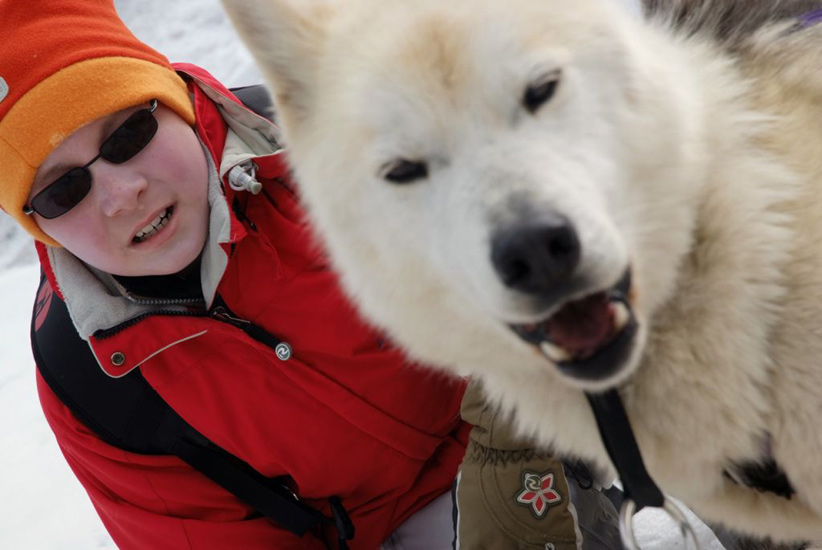 On fait connaissance dans un premier temps, Valentin apprend le husky !