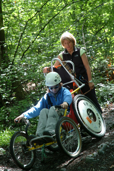Drivée par Christine, Héloïse en 4 roues émotrices…