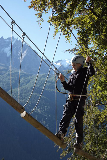 Tu vas jusqu’où Cyril ? En haut des montagnes ?