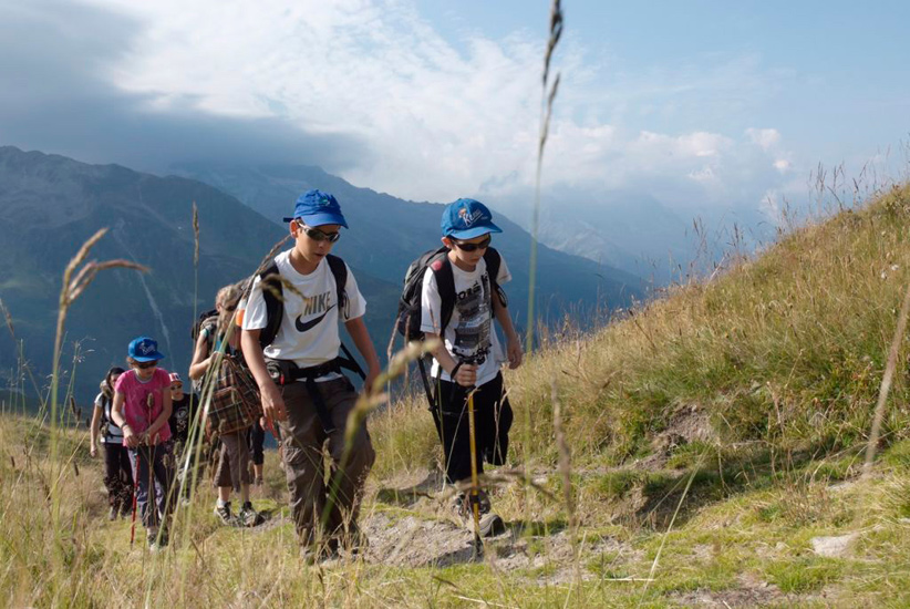 L’équipe des casquettes bleues part à l’assaut des montagnes, courage les gars ! (Guillaume et Alexis)