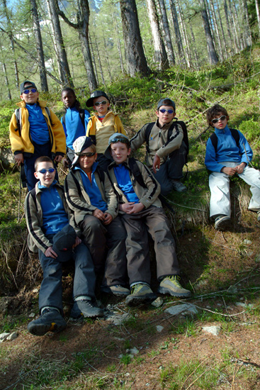 On a compté le nombre d’arbres qu’on a croisés, mais personne n’est d’accord sur le total ! (Antoine, Laurence, Florian, Clément, Maxance, Mickaël, Johan et Clément).