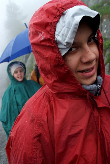 Toujours le sourire malgré la pluie, Valentin le roi de la bonne humeur !