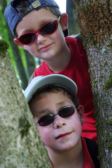 Inutile d’insister les gars, vous ne passerez pas entre les arbres ! (Brieuc et Souphyan).
