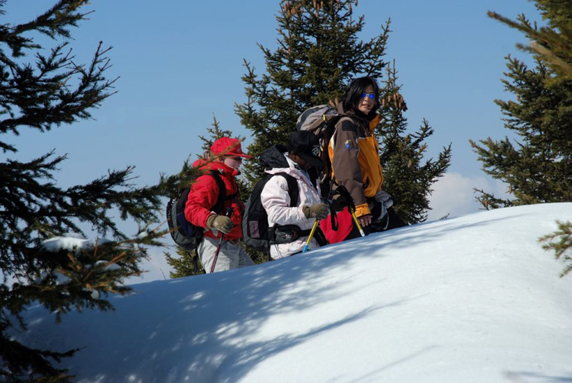 Slalom entre les sapins pour Bénédicte et Valentin !