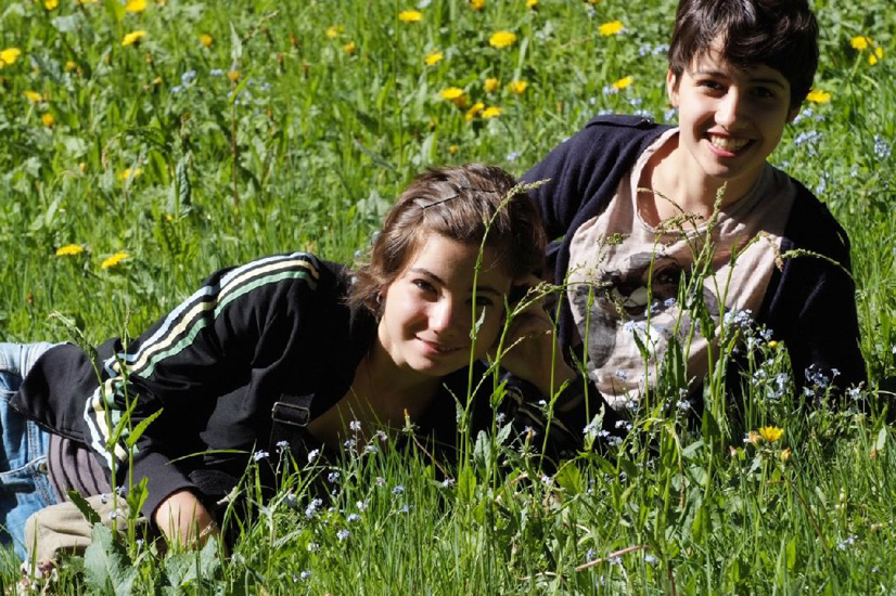 Des exploits accomplis sous le regard de deux curieuses en herbe, Emilie et Gaëlle !