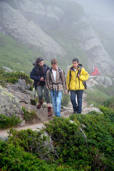 Heureusement qu’on a un chemin tout tracé, sinon on se perdrait dans ce brouillard !