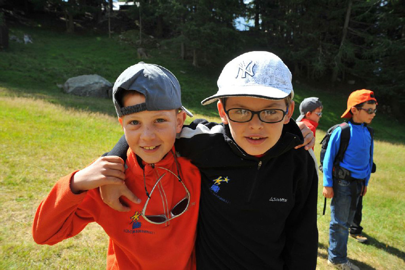 Comme deux frères Anthony et Nathanaël.