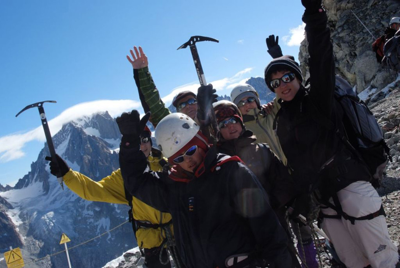 Romain, Charles, Ludo, Christelle, Michel et Romain.