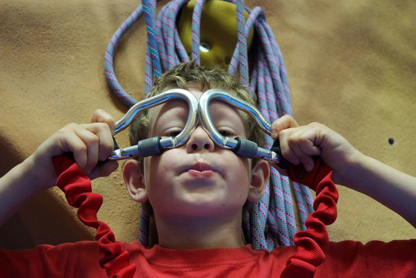 Sympa tes lunettes Léo, c’est le dernier modèle, non ?