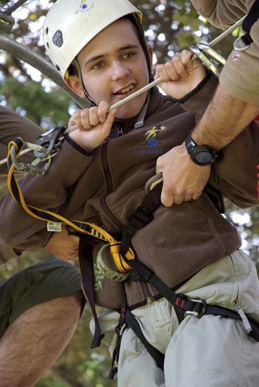 Allez Julien, ne perd pas ton objectif des yeux, l’Everest te tend les bras !