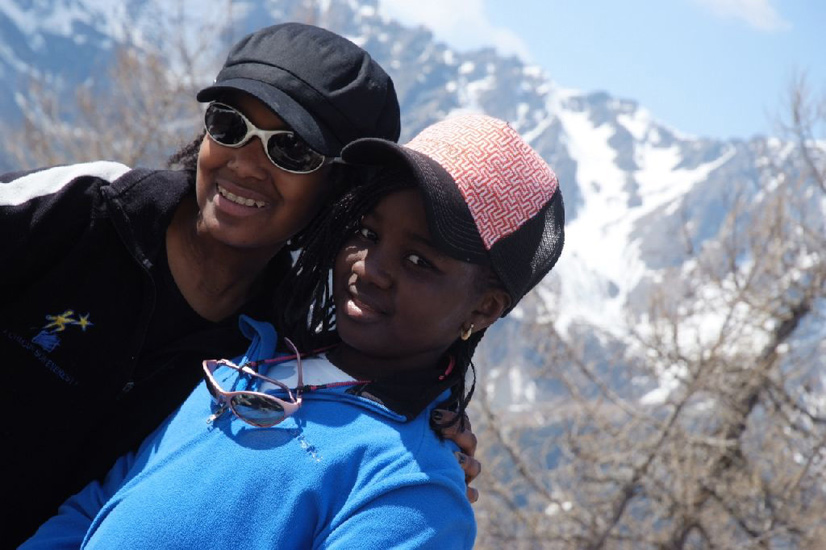 Nafissa et Zeina, ravies elles aussi de cette expédition en altitude !