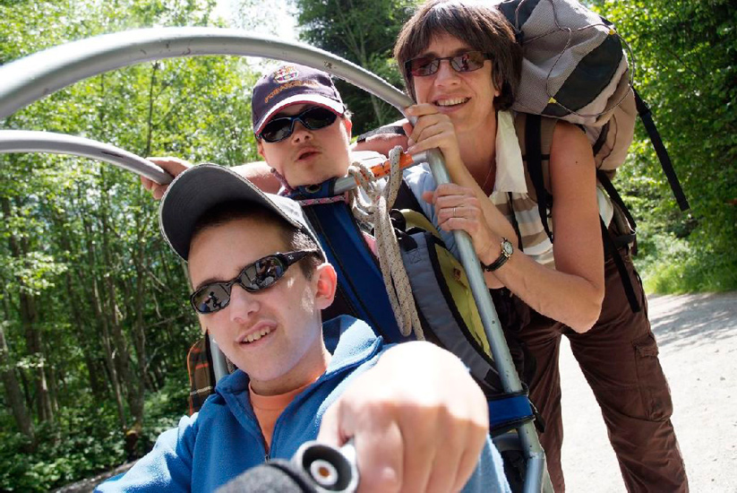 En voilà une belle équipe qui va aller loin cette semaine ! (Julien, Nicolas et Sylvie)