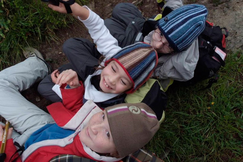 Trois montagnards au ravitaillement ! (Mathilde, Maëla et Lucas)
