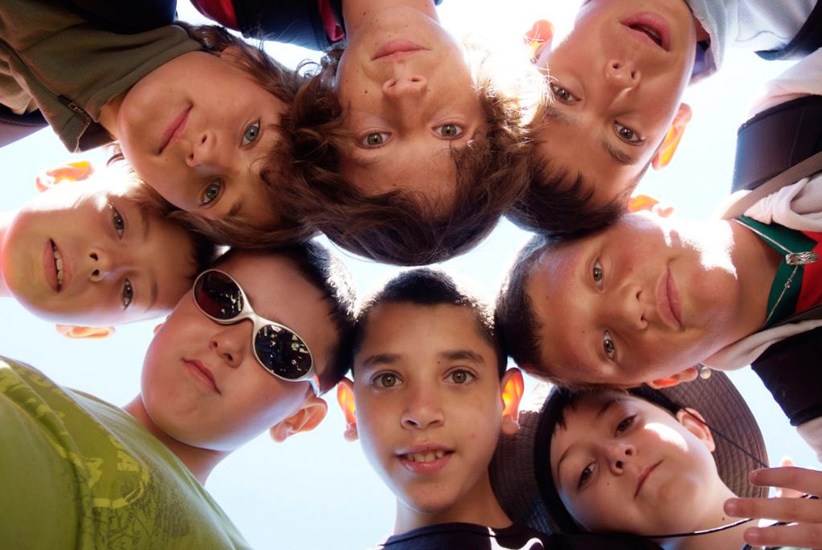 Ça a l’air d’être un tout petit animal les garçons ! (Pierre, Arthur, Guillaume, Adrien, Victor, Ayoub, Mathéo et Maxime)
