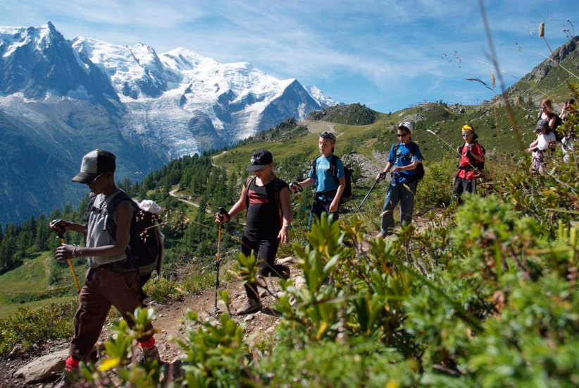 C’est bien d’avancer les enfants, mais profitez du paysage aussi ! (Hamidou, Constance, Théo, Vincent et Cyril)