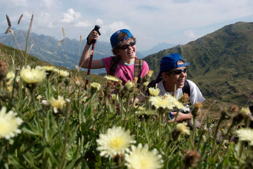 Ce sont des fleurs qui vous ont raconté une histoire drôle Emma et Guillaume ?