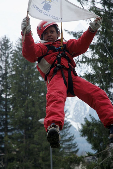Ca plane pour Cédric qui a un message à dire : A chacun son Everest !!!