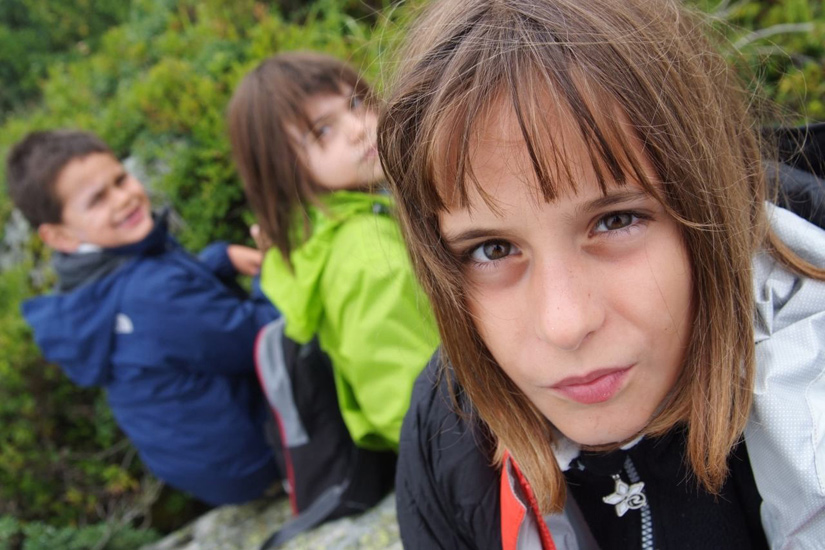 Joyeuse compagnie qu’on a en portraits avec nous ! (Agathe, Emilie et Nico)