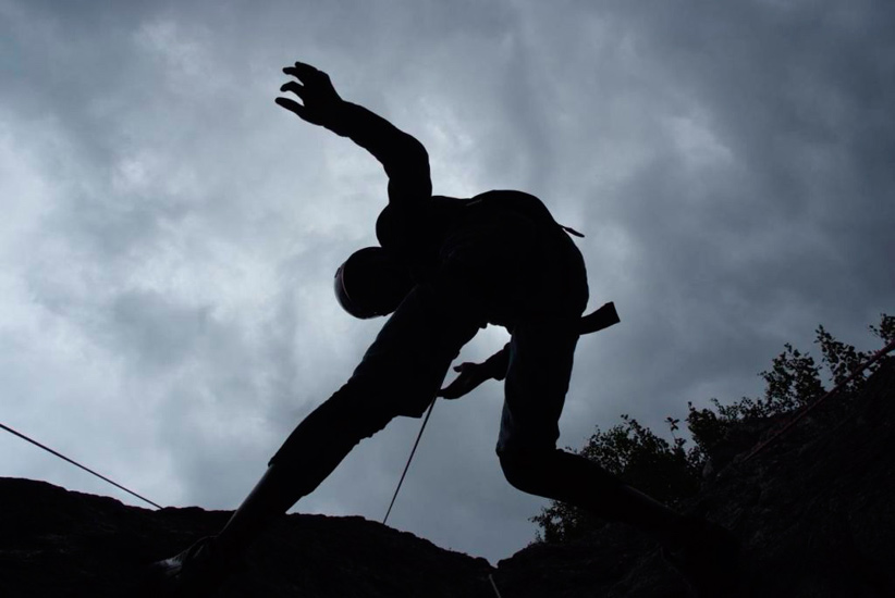 Descente sous les nuages et sans les mains pour Souleymane !