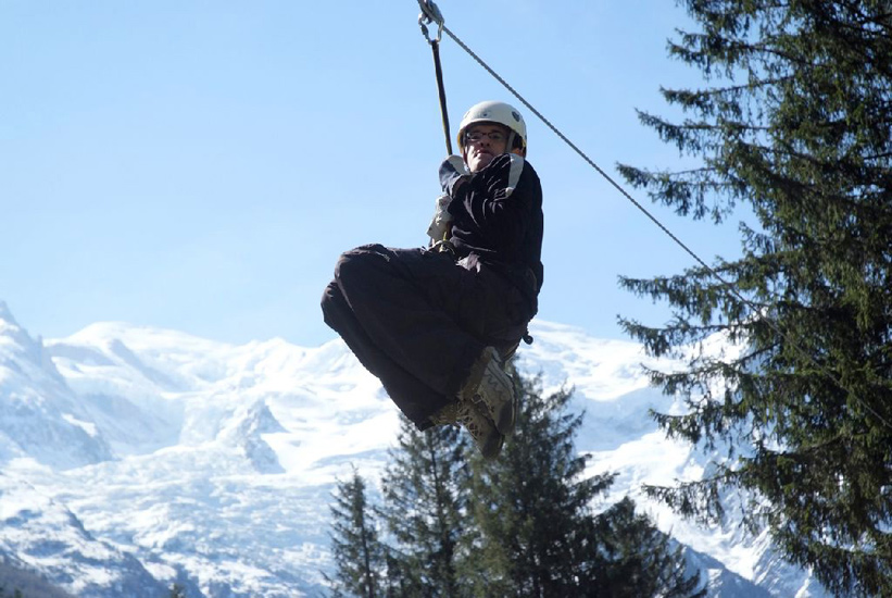 Jérôme dans les airs.