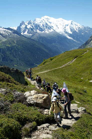 On file tout droit, tous les chemins mènent à l’Everest !