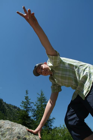….. I believe I can fly, I believe I can touch the sky …… !
