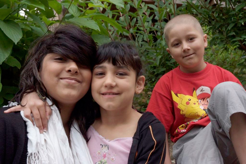 Je vous parie qu’à la fin de la semaine je serai entre les deux, je vous le promets ! (Corentin, Jessica & Iman)