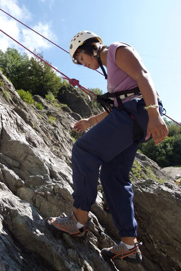 Lathykane maîtrise parfaitement la marche arrière de l’escalade !