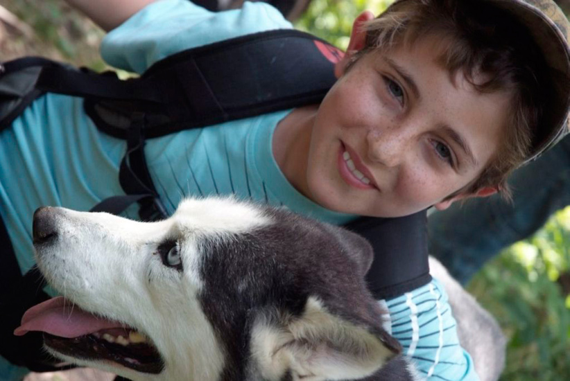 Rendez-vous en ce début d’après-midi avec la meute de huskies ! Cani-rando ! (Lucas)