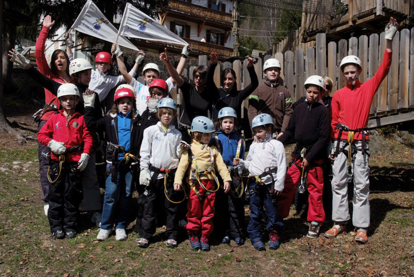 Changement d’activité cet après-midi, on grimpe aux arbres !