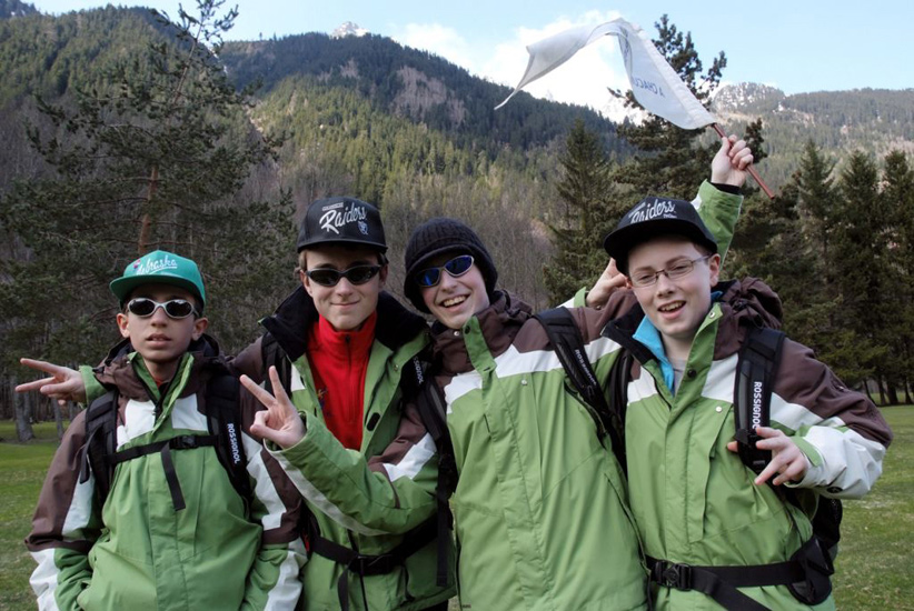 Allez, qui c’est les plus forts, évidemment c’est les verts ! (Qassim, Jefferson, Rémi et Antonin)