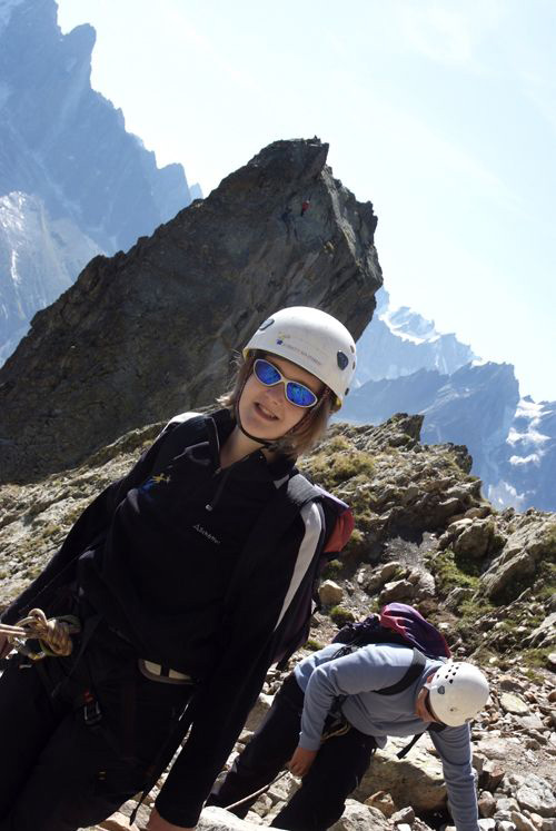 Souffle un peu Céline, on n’est pas encore en haut !