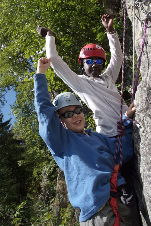 Moment de joie pour Théo et Hamidou, ils sont en haut de leurs voies !