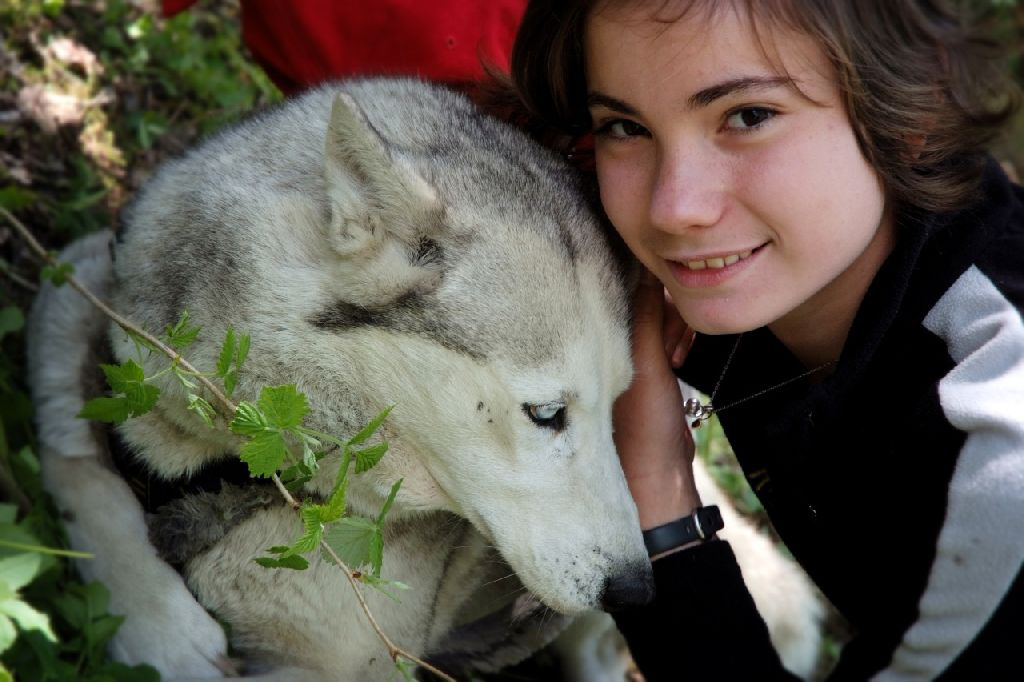 Câlin canin ! Gaëlle et Spoke.