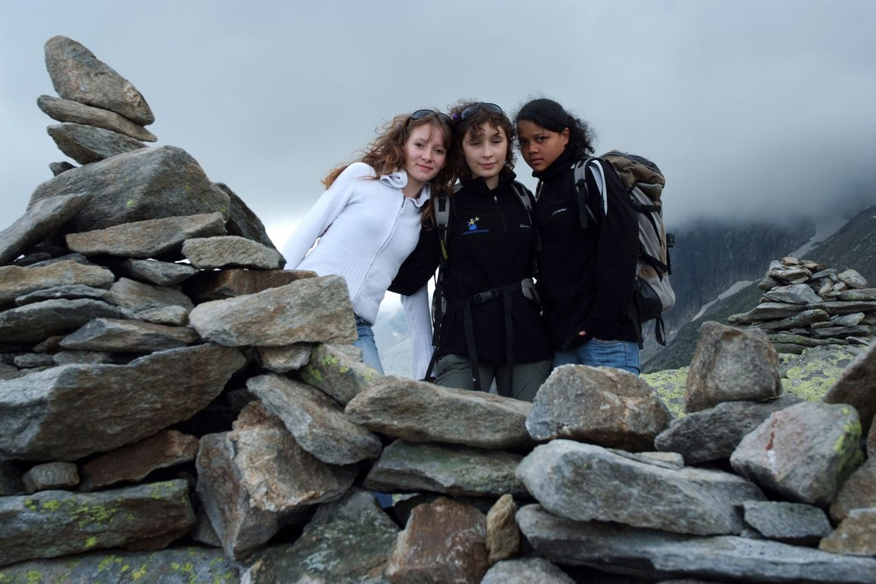 Les filles au Monde magique des cairns !