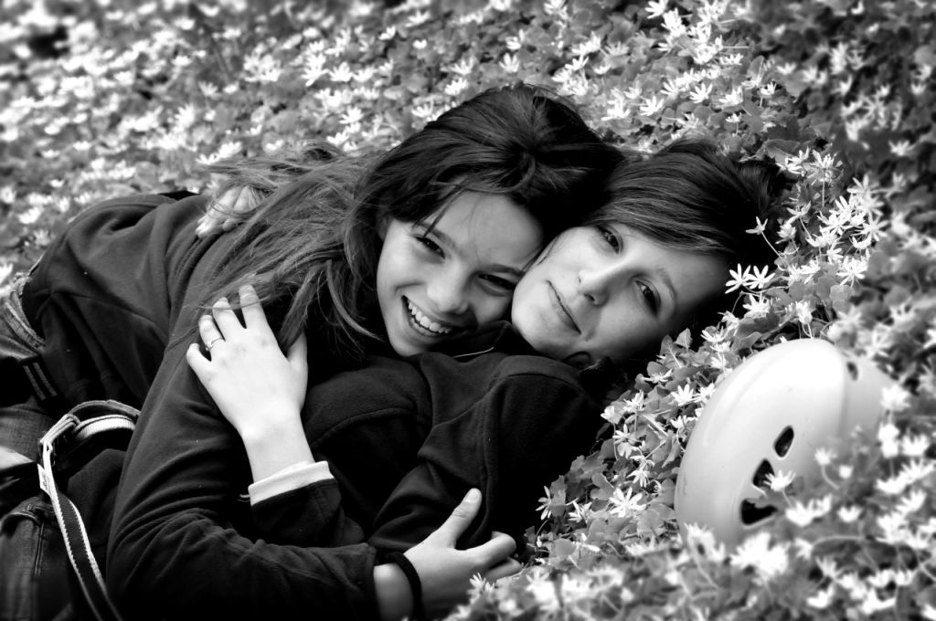 Jeunes filles en fleurs ! (Aurélie et Méline)