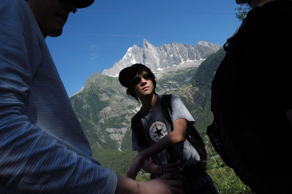 A la pause, sous les Drus, entre ombre et lumière, Joffrey