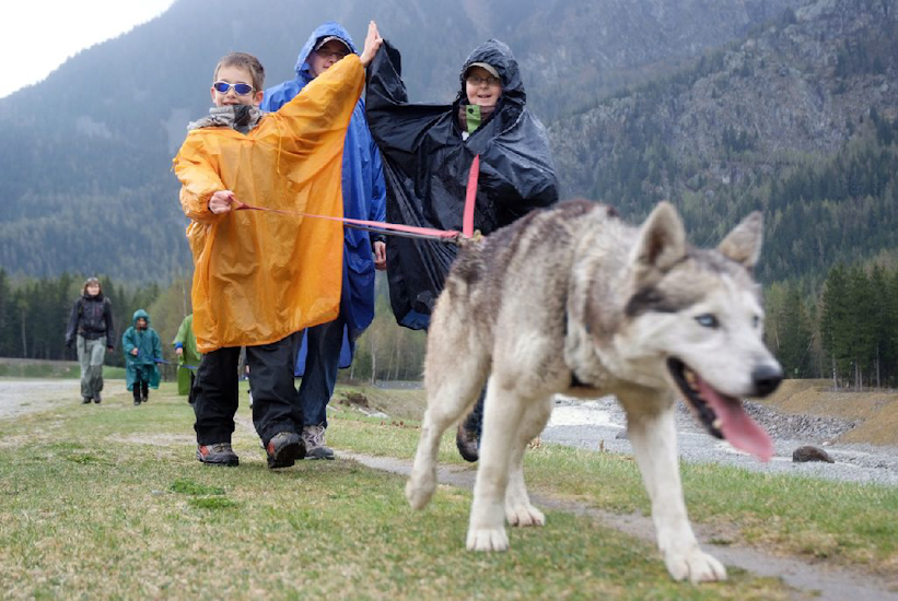 Rigolons sous la pluie !