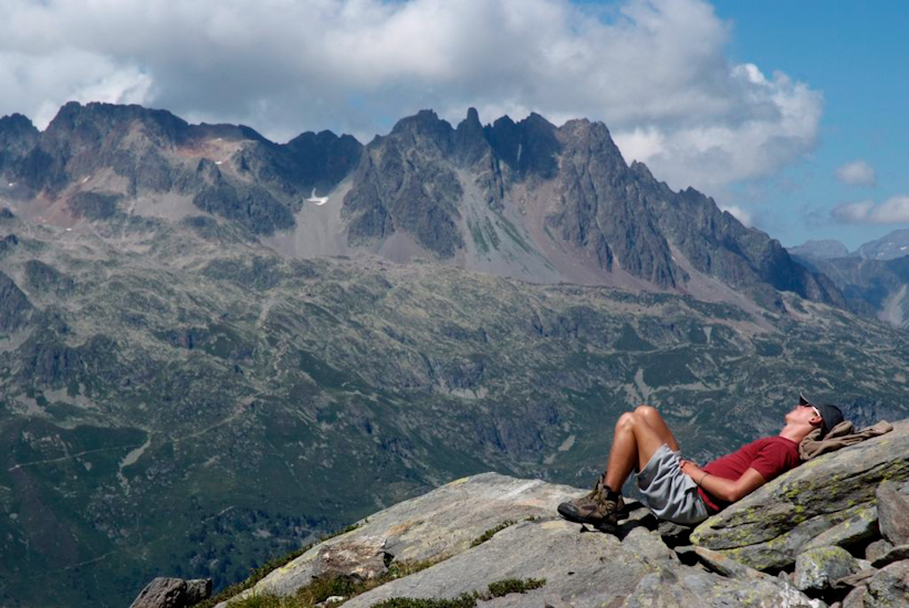 On peut s’offrir une séance de bronzage, on est à la mer de glace après tout ! (Thibaut)