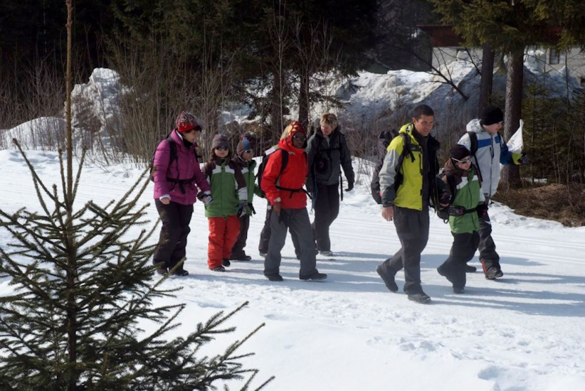 Et si on retournait au chalet pour se reposer afin d’être en forme pour skier demain ?