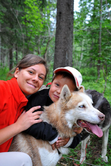 Une pose avec son chien préféré pour Valentin et Aude.