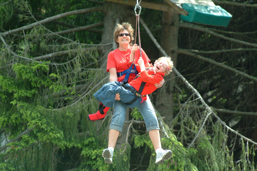 Envolée de fous rires ! Isabelle et Shirley.