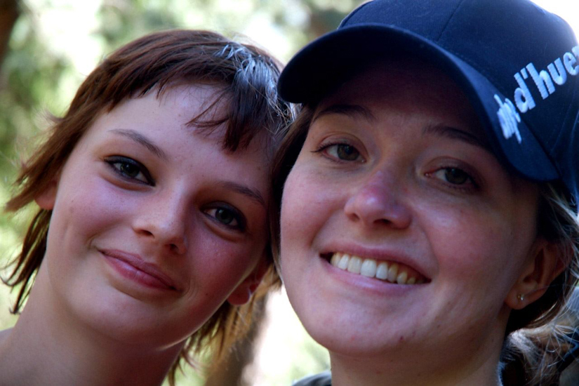 Attention sourires ravageurs ! (Johanna et Solène)