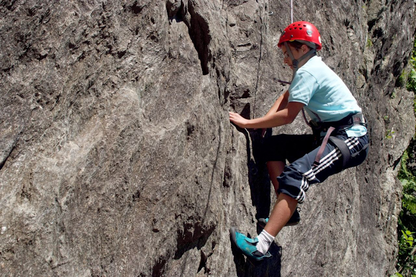 Chut, ne faite pas de bruit, Florian est en plein entraînement pour la coupe du monde d’escalade !