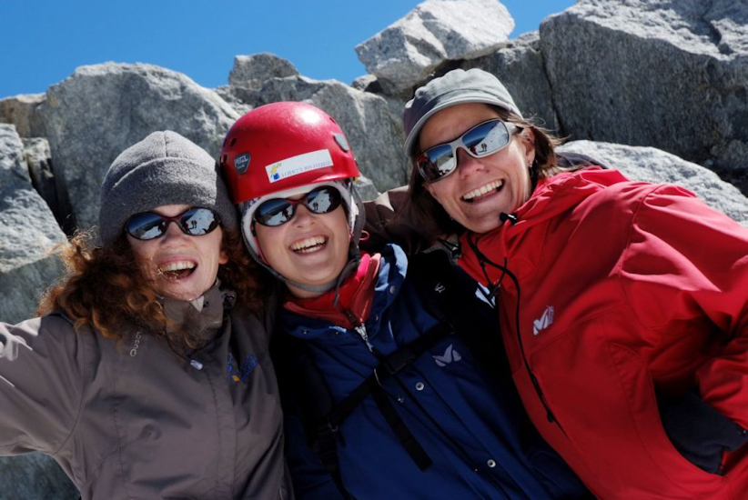 Trois copines de glacier : Céline, Mélanie et Clara !