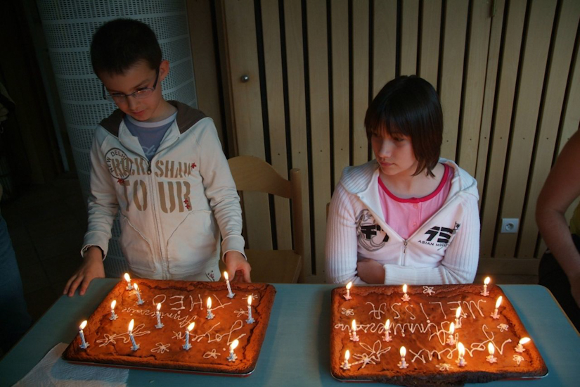 Joyeux anniversaire à vous deux Théo et Melissa !